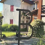 - Casa Boccaccia 115 *